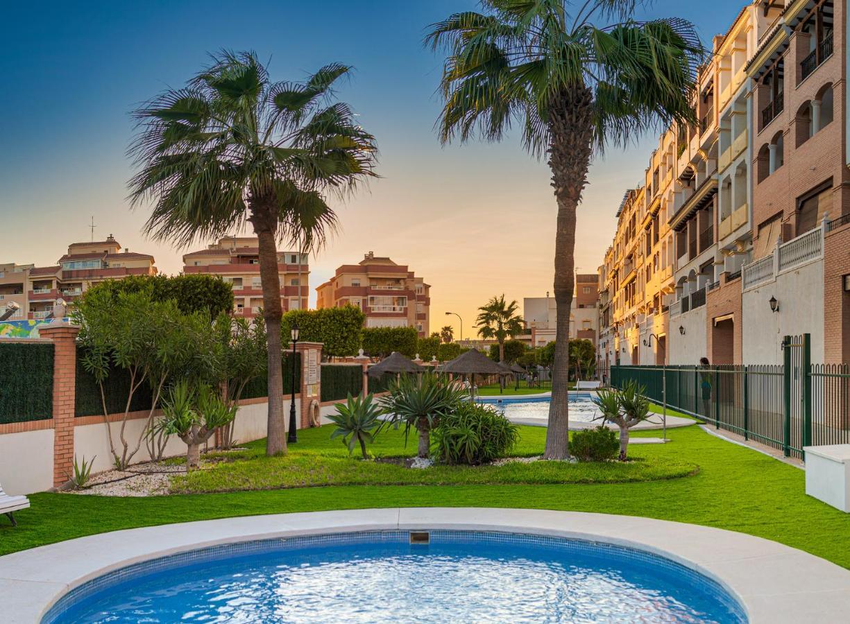 Apartamento 2 Dormitorios En La Mejor Zona De Roquetas Рокетас-де-Мар Экстерьер фото